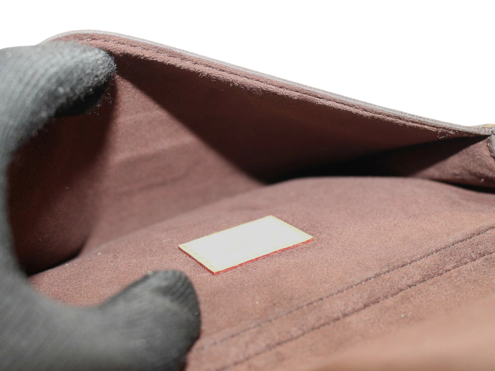 LOUIS VUITTON Metis Shoulder bag Monogram canvas brown